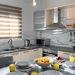 Averto House *