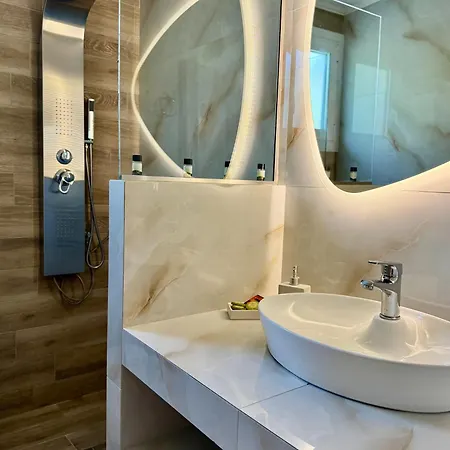 Averto House شقة