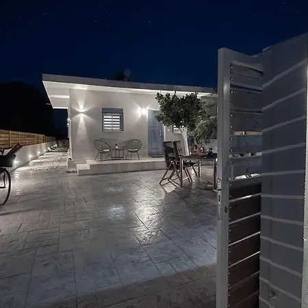 Averto House * Lefkada City