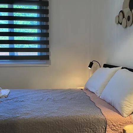 Averto House